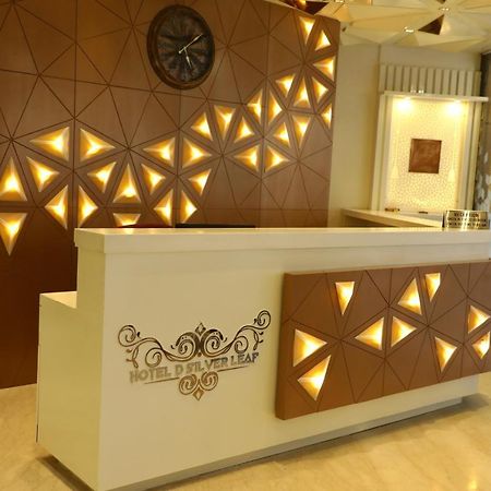 Hotel D Silverleaf Lucknow Zewnętrze zdjęcie