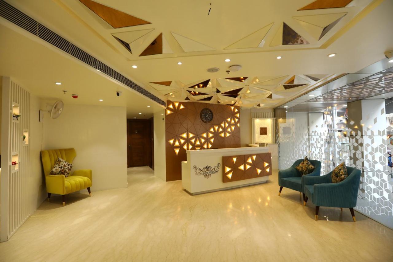 Hotel D Silverleaf Lucknow Zewnętrze zdjęcie