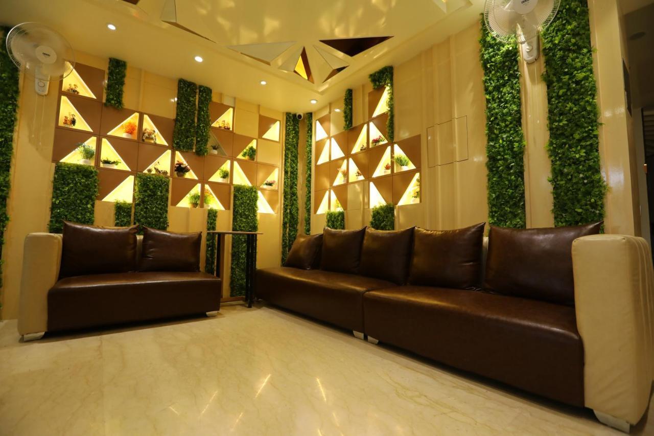 Hotel D Silverleaf Lucknow Zewnętrze zdjęcie