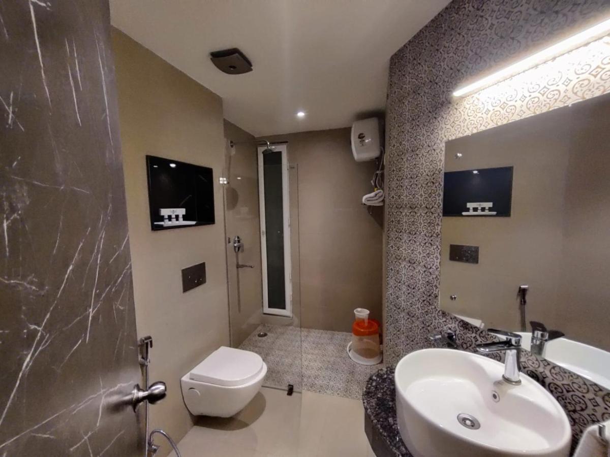 Hotel D Silverleaf Lucknow Zewnętrze zdjęcie