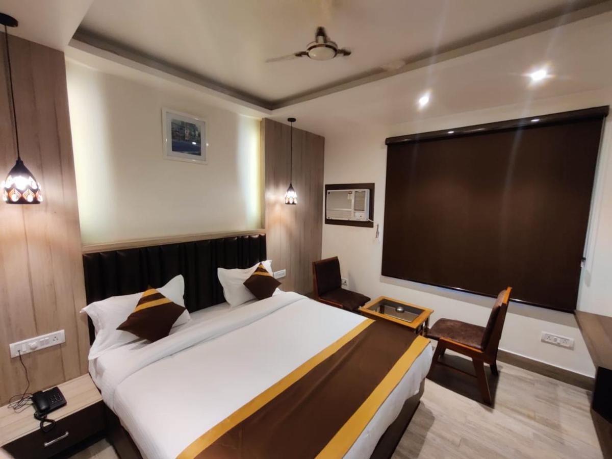 Hotel D Silverleaf Lucknow Zewnętrze zdjęcie